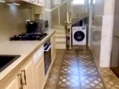 будинок за адресою Святослава Караванського вул. (Жуковського), 24