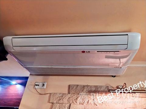 комерційна за адресою Гетьмана Кирила Розумовського вул. (Миколи Краснова), 17