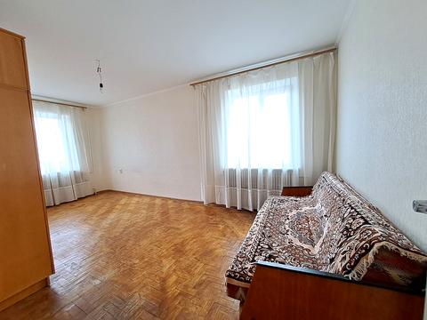 квартира за адресою Коновальця вул., 6
