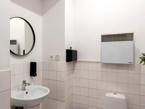 комерційна за адресою Івана Франка вул., 29