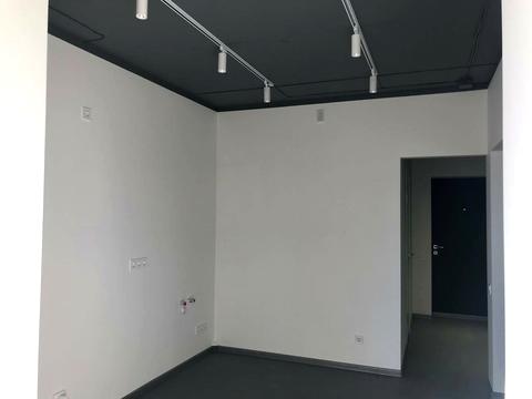 комерційна за адресою Василя Стуса вул., 7-Б