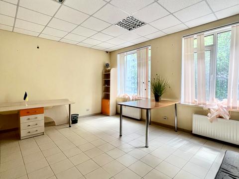 комерційна за адресою 12-та Поздовжня вул., 50