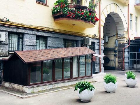 комерційна за адресою Київ, Велика Васильківська вул. (Червоноармійська), 14