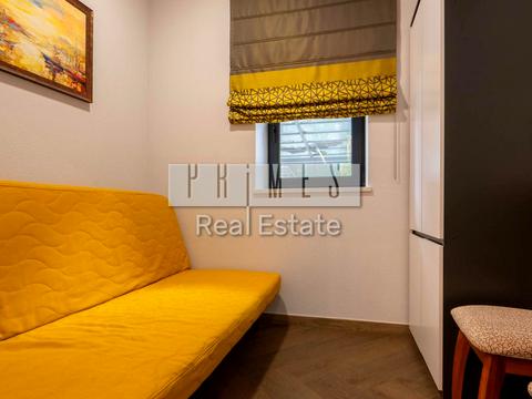 будинок за адресою Молодіжна вул.