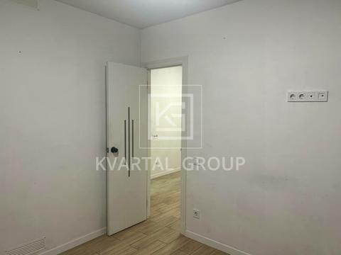 комерційна за адресою Білокур вул. (Курська), 8а