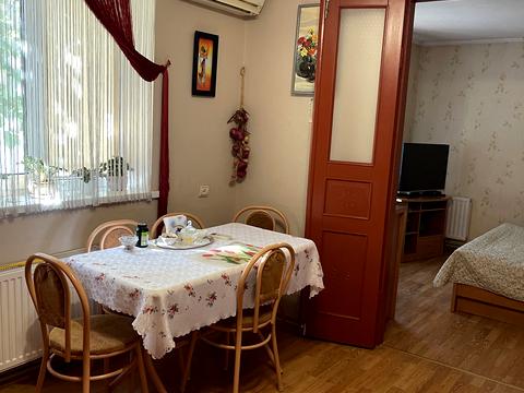 будинок за адресою Самар (Новомосковськ), Суворова