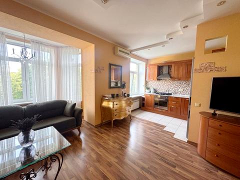 квартира по адресу Институтская ул., 18