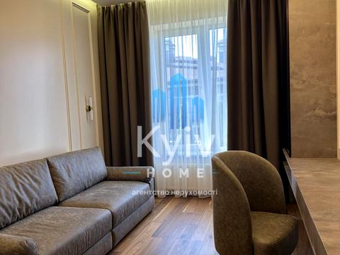 дом по адресу вул. Велика Набережна