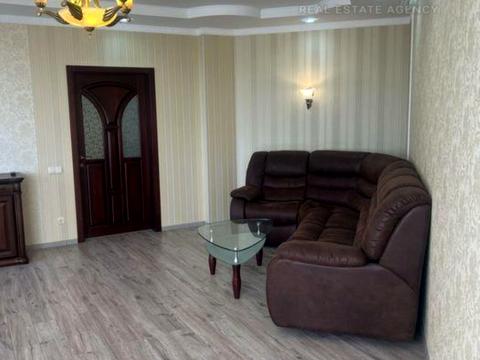 квартира за адресою Ревуцького вул., 9