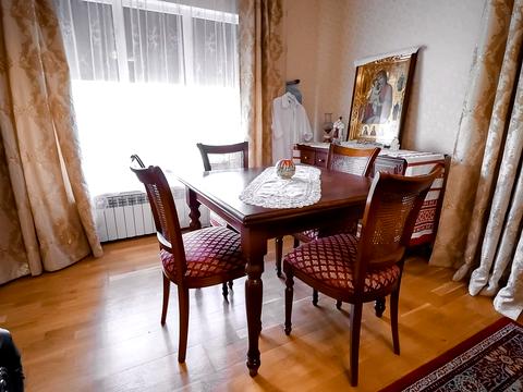 будинок за адресою 1 Травня вул.