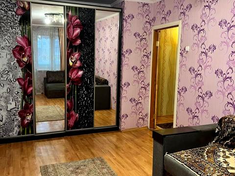 квартира за адресою Космонавтів просп., 24