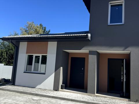 будинок за адресою Молодіжна вул.