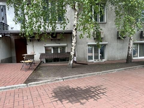 комерційна за адресою Євгена Коновальця вул. (Щорса), 32-Г