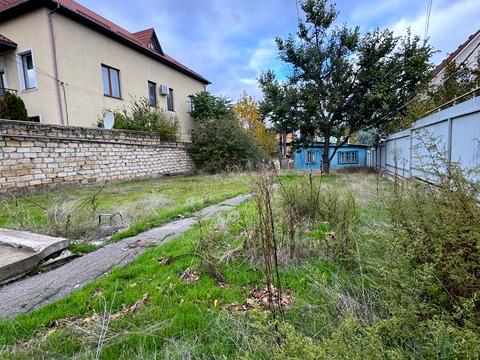 ділянка за адресою Дмитріївська вул. (Дмитрія Донського), 2