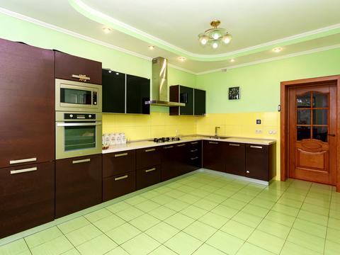 будинок за адресою Князя Святослава