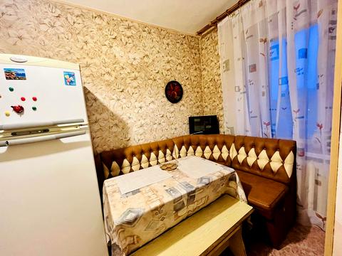 квартира за адресою Космічна вул., 24а