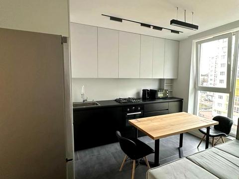 квартира за адресою Залізнична вул., 9