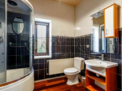 будинок за адресою смт. Козин, Старокиївська вул.