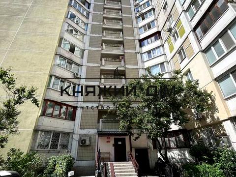 квартира по адресу Драгоманова ул., 23-А