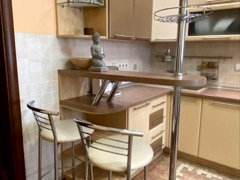 квартира за адресою Володимира Івасюка просп. (Героїв Сталінграду), 6