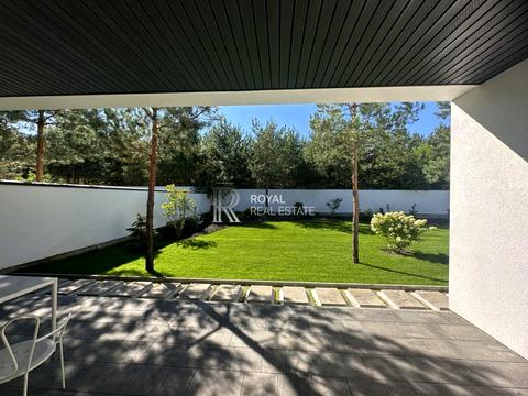 будинок за адресою с. Дмитрівка, Привітна