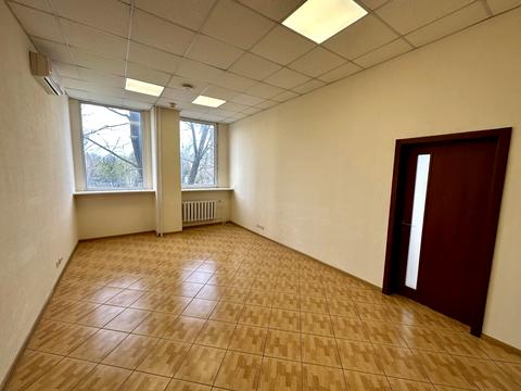 комерційна за адресою Ґарета Джонса вул. (Сім'ї Хохлових), 15