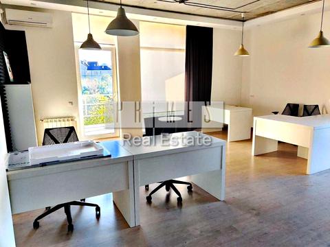 коммерческая по адресу Менделєєва ул., 37