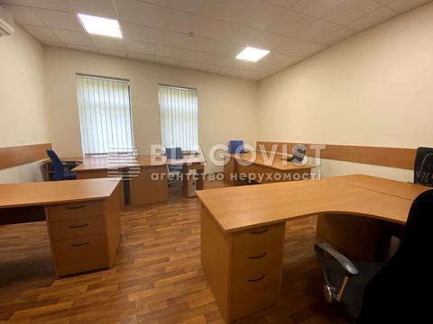 комерційна за адресою Круглоуніверситетська вул., 4б