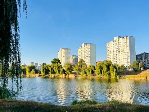 будинок за адресою Райдужна вул.
