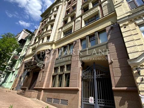 квартира по адресу Гоголевская ул., 4