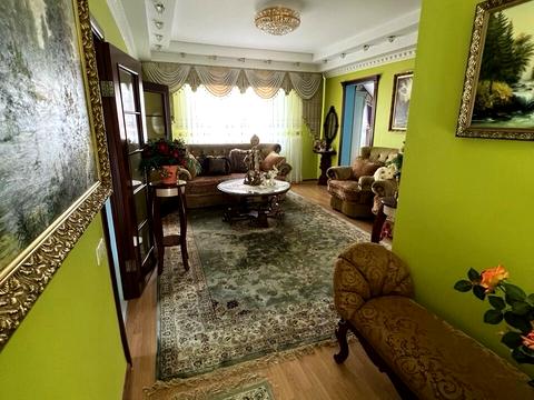 будинок за адресою Освіти вул.