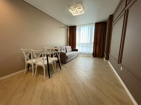 квартира за адресою Дніпровська набережна вул., 17-К