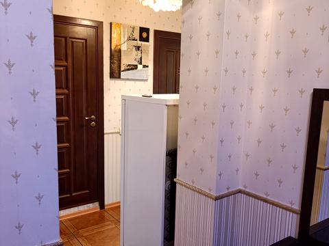 квартира за адресою Анни Ахматової вул., 15