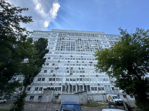 комерційна за адресою Солом'янська вул., 5