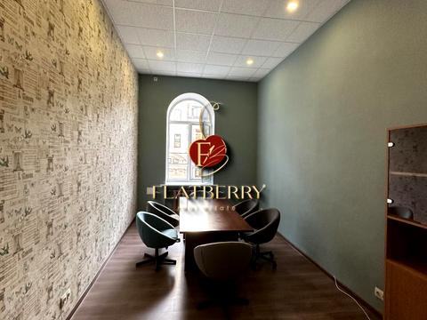 коммерческая по адресу Евгения Чикаленко ул. (Пушкінська), 25