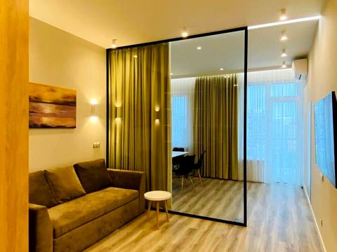 квартира за адресою Лабораторний пров., 7