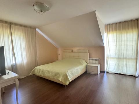 будинок за адресою 1 Травня вул.