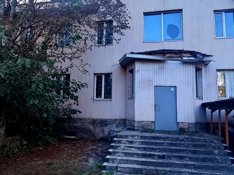 комерційна за адресою Любомирівська вул. (Сачка), 21