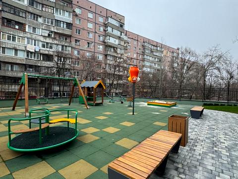 квартира за адресою Космічна вул., 5