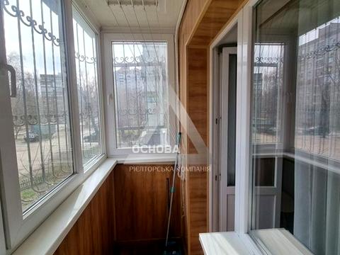 квартира за адресою Шкільна вул. (Героїв Сталінграда), 18