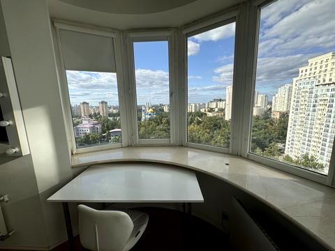 квартира за адресою Верховинна вул., 37