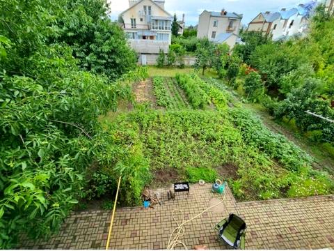 будинок за адресою Квітнева вул., 32