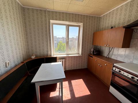 квартира за адресою Івана Авраменка вул. (Корнійчука), 8
