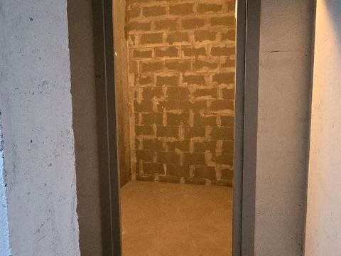 комерційна за адресою Всеволода Змієнка вул., 21