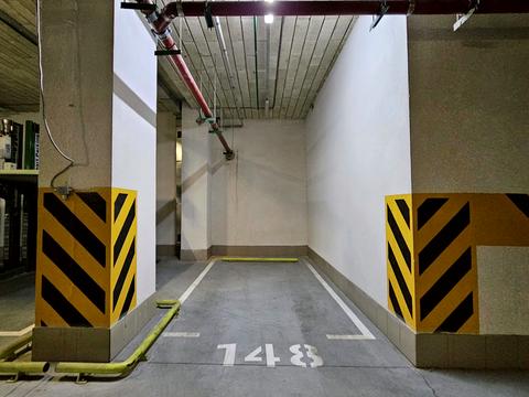 паркоместо по адресу Дегтярная ул., 16