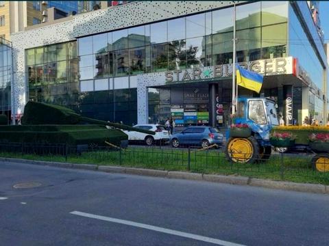 коммерческая по адресу пр-т Берестейський, 24