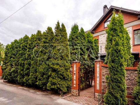 будинок за адресою с. Лісники, Володимирська