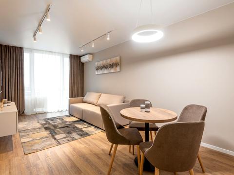 квартира за адресою Зарічна вул., 4