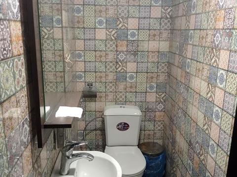 комерційна за адресою Силікатна вул. (Достоєвського), 1