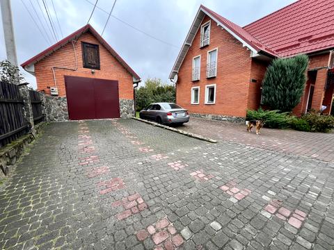 будинок за адресою Бічна Озерна